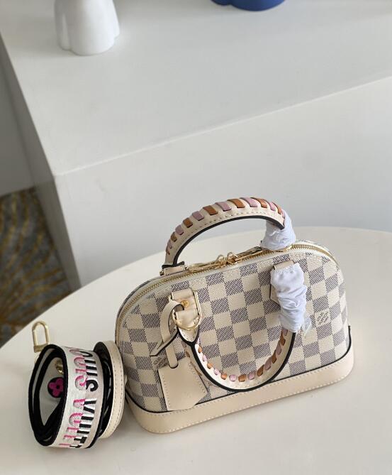 SAMC - LOV Bags - 1712