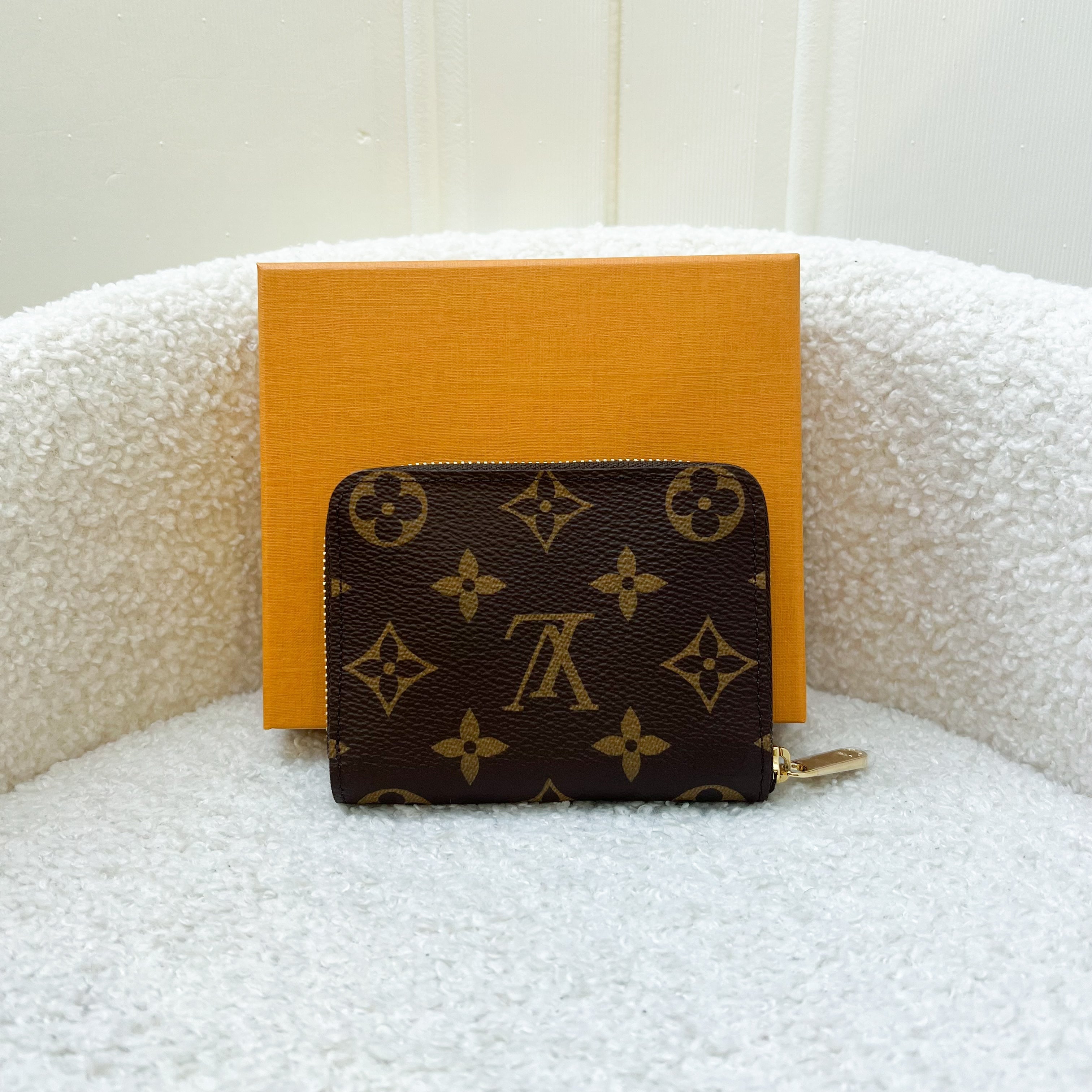 LV Zippy Card Holder / Coin Purse in Monogram Canvas GHW