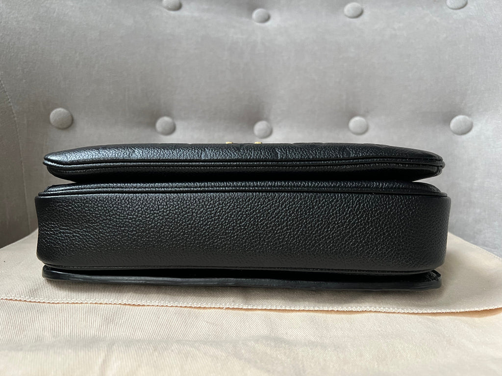 Louis Vuitton Pochette Metis Black Empreinte (RRP £2,110)
