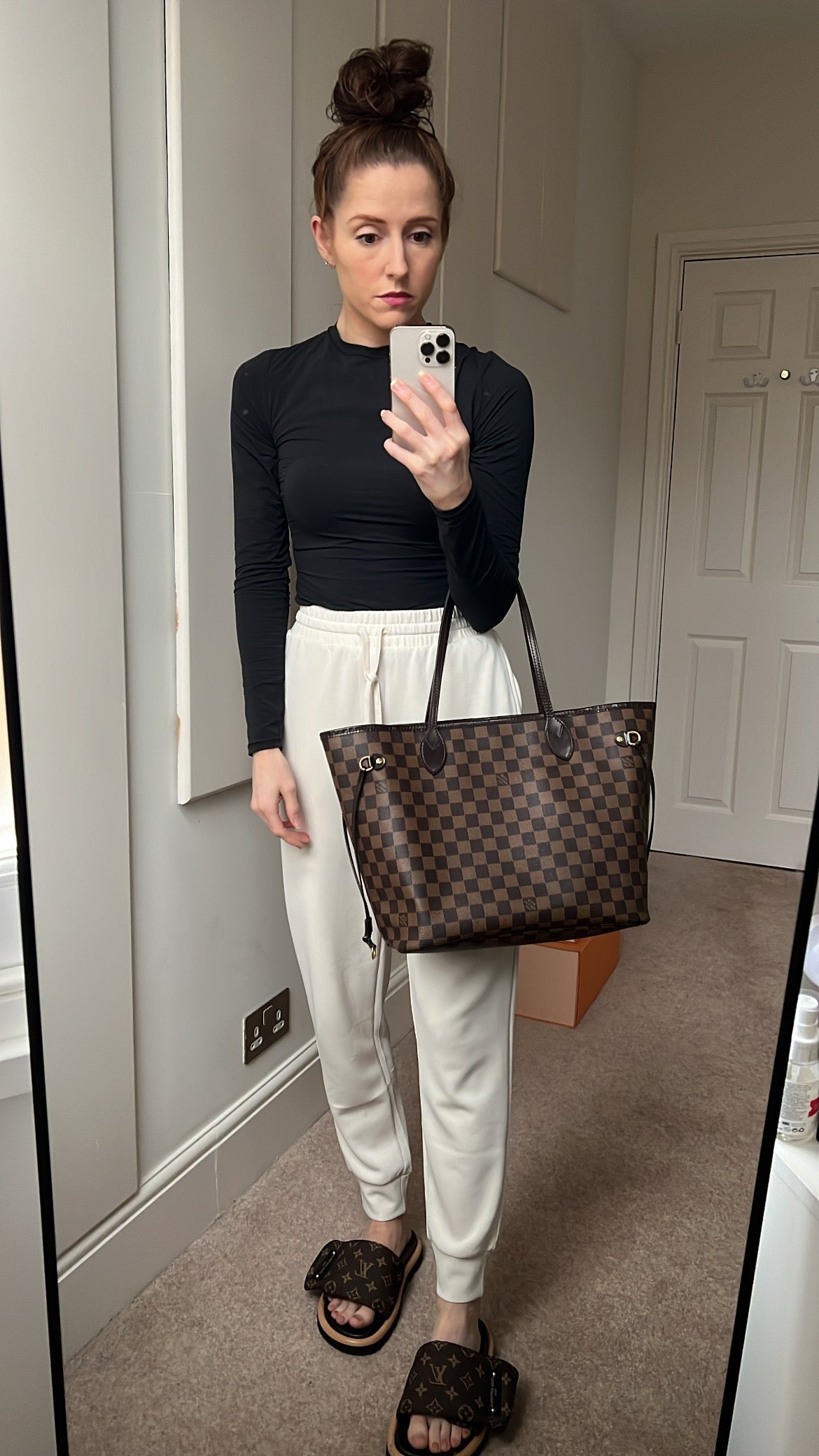 Louis Vuitton Neverfull MM Damier Ebene Cherry Interior (RRP £1410)