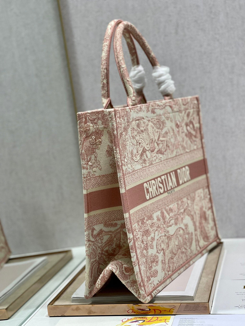 GLAMI Large Book Tote Red Toile de Jouy Embroidery, Light Red, For Women WomenÃ¢â‚¬â„¢s Handbags, 42cm CD