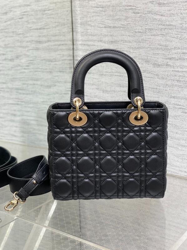 SAMCC - DOR Bags - 083