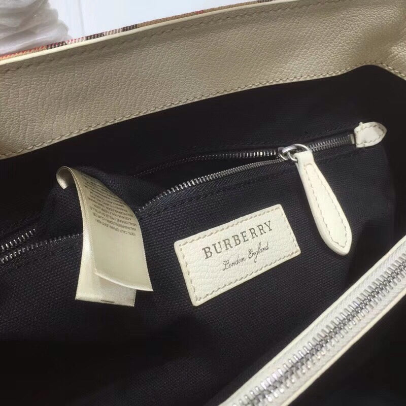 GLAMI House Check Derby MeGLAMIum Banner Purse Tote White For Women, WomenÃ¢â‚¬â„¢s Bags 14in/35cm