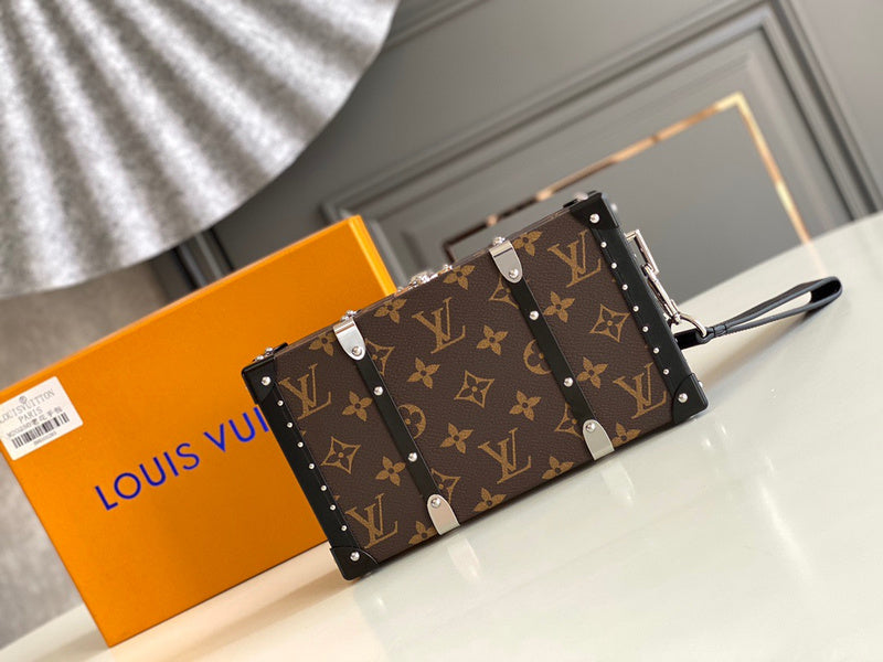 LOV2 Bags - Luxurious Bags  1557