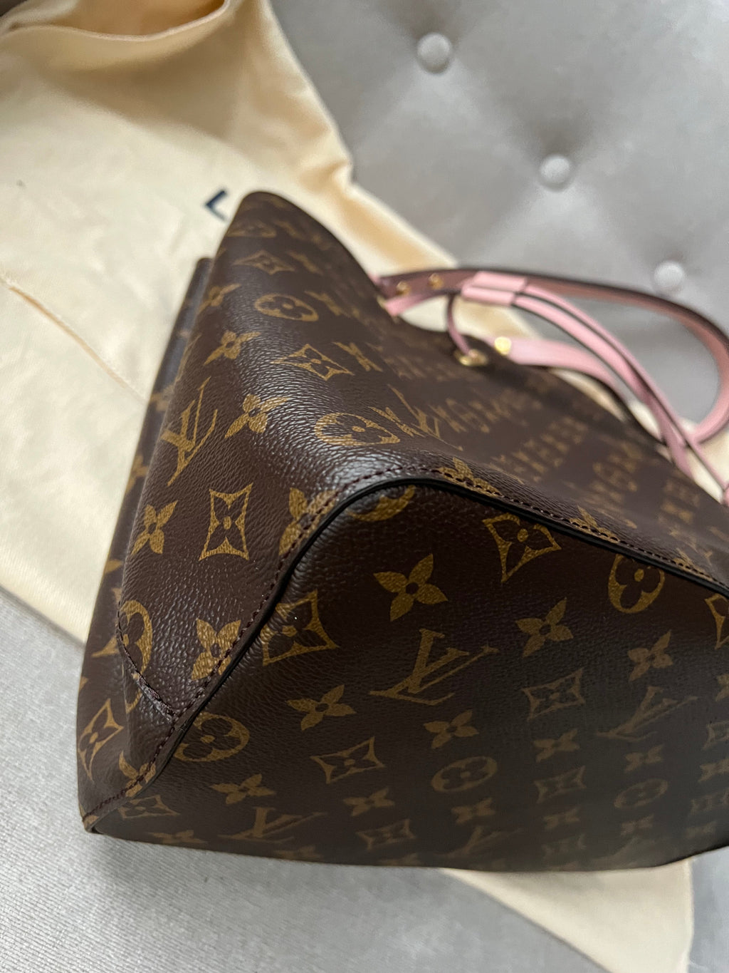 Louis Vuitton Neo Noe Monogram Rose Poudre (RRP £1,560)