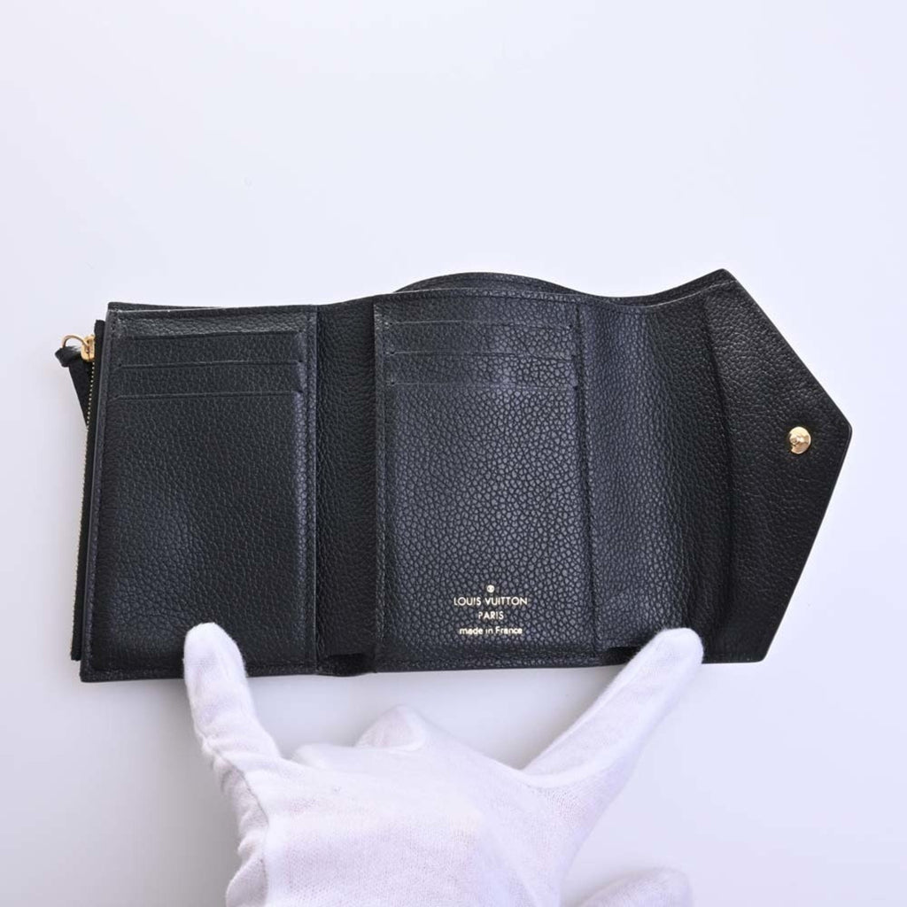 Louis Vuitton Portefeuille Victorine  Leather Wallet  ()