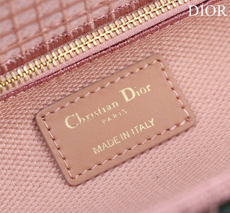 ELE - Dir Bags - 2015