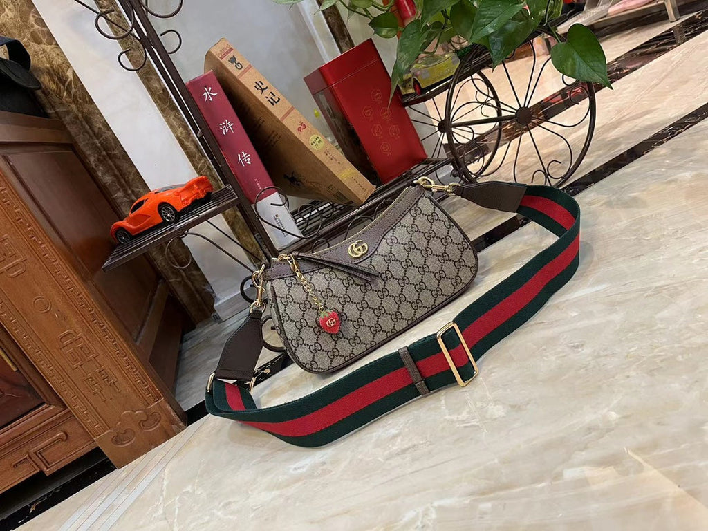EN - New Bag GCI 479