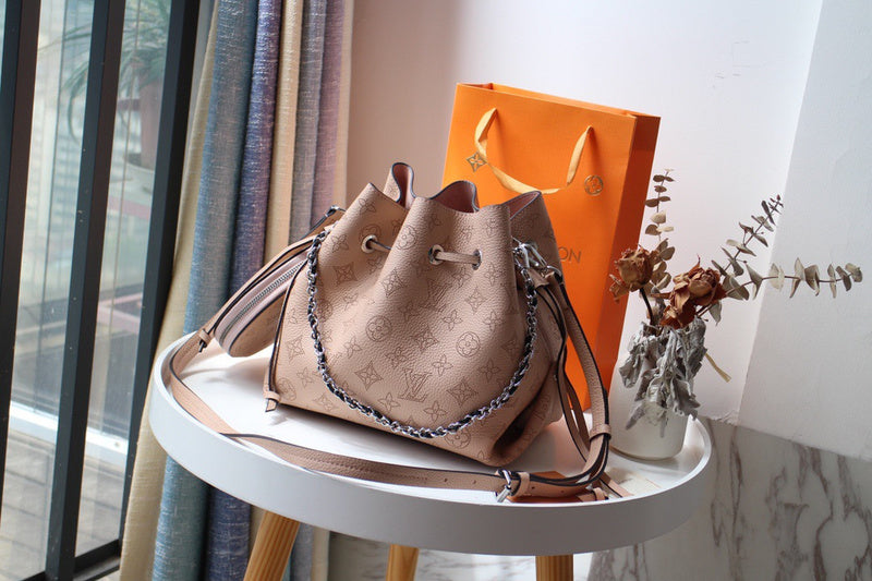 LOV2 Bags - Luxurious Bags  1711