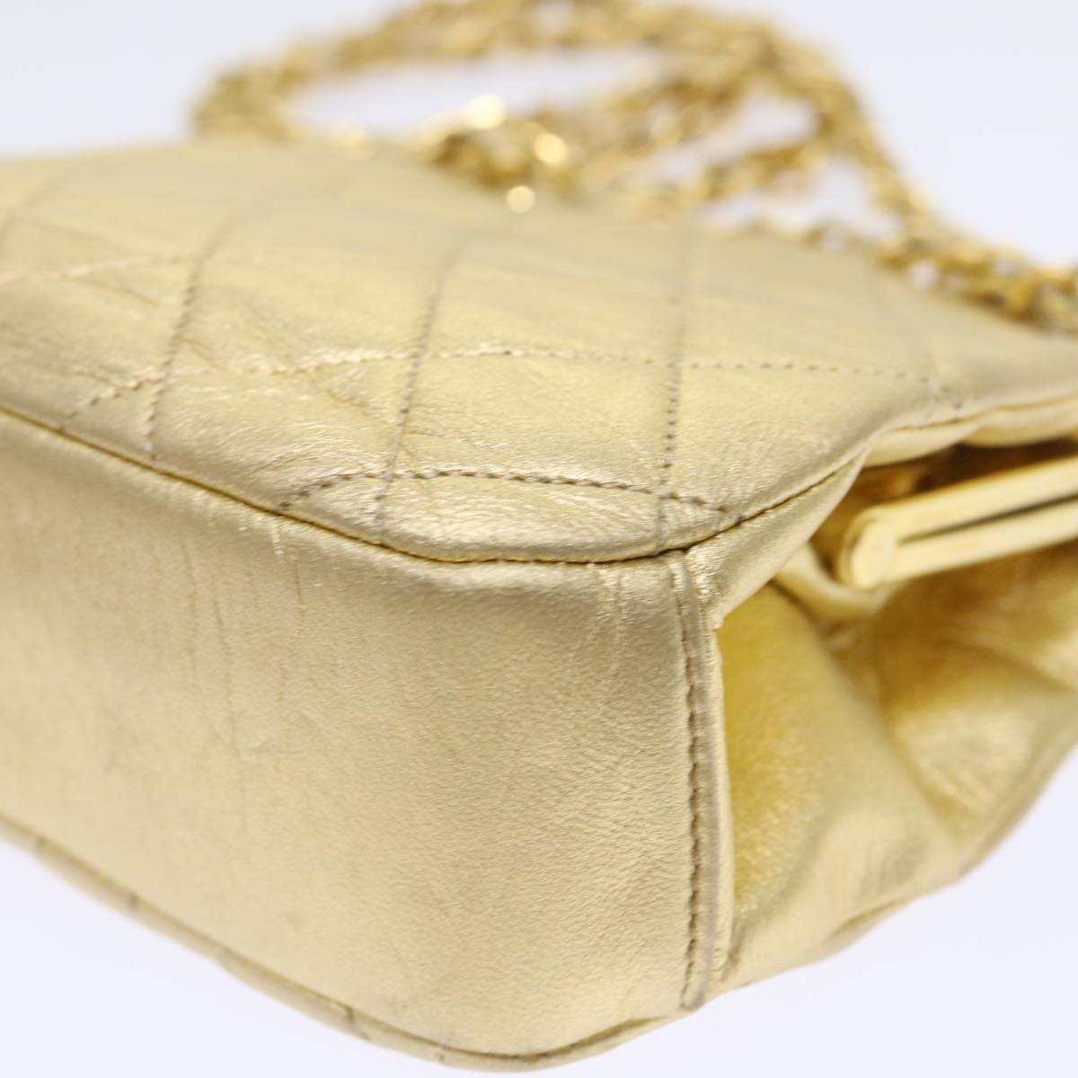 CHANEL Matelasse Chain Shoulder Bag Leather Gold CC 53015A
