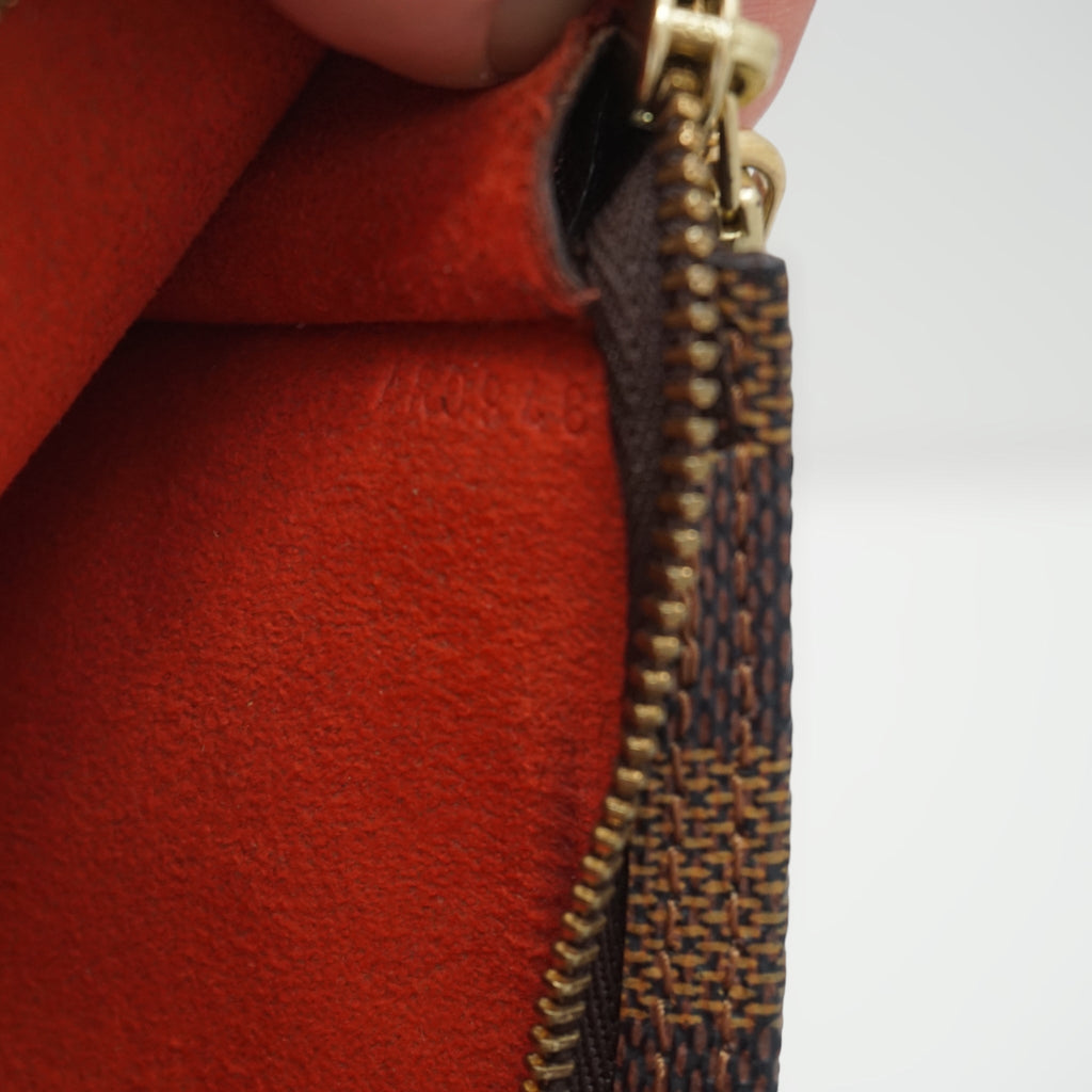 Louis Vuitton Mini Damier Pochette