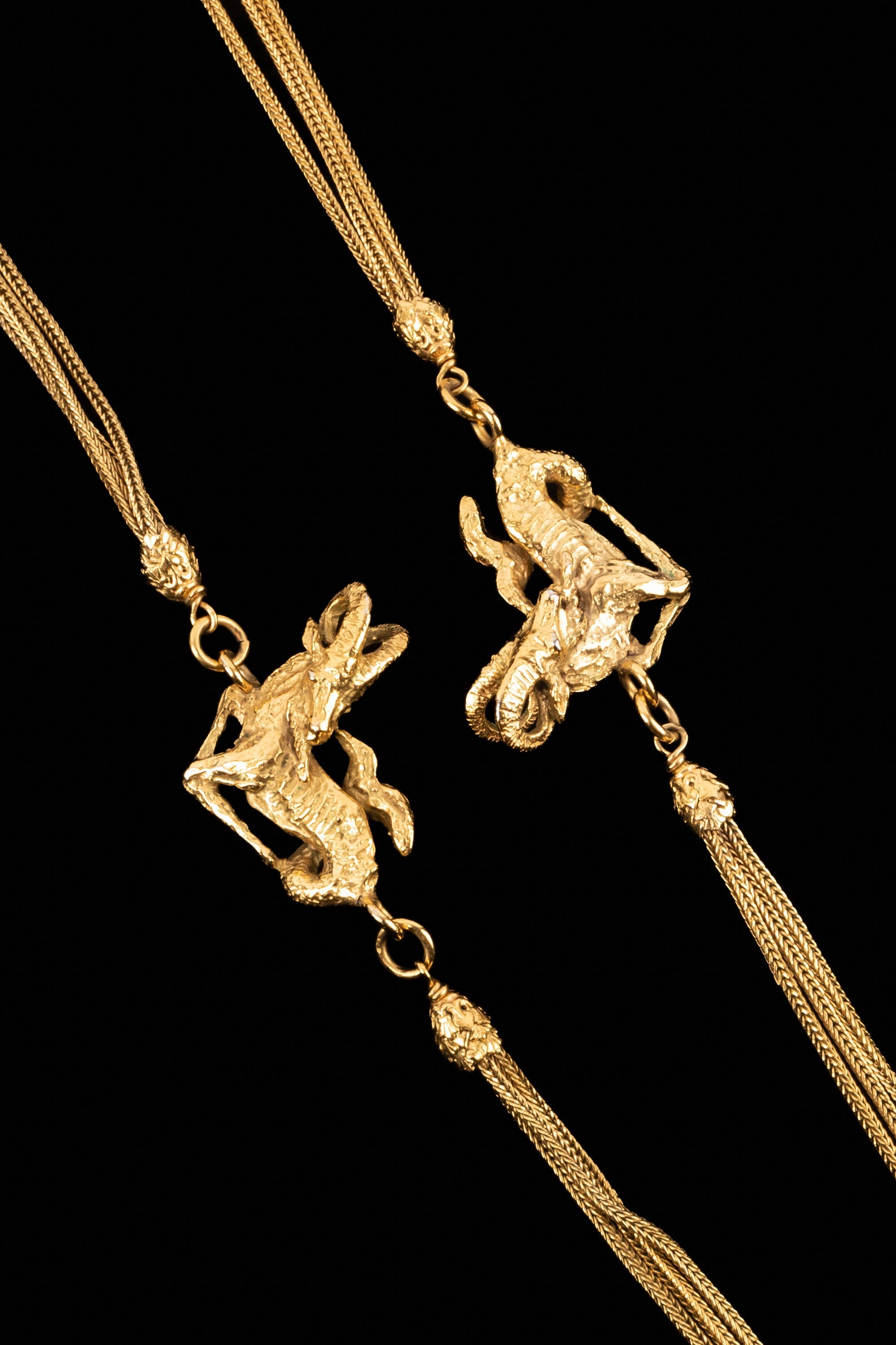 Collier "Capricorne" Chanel