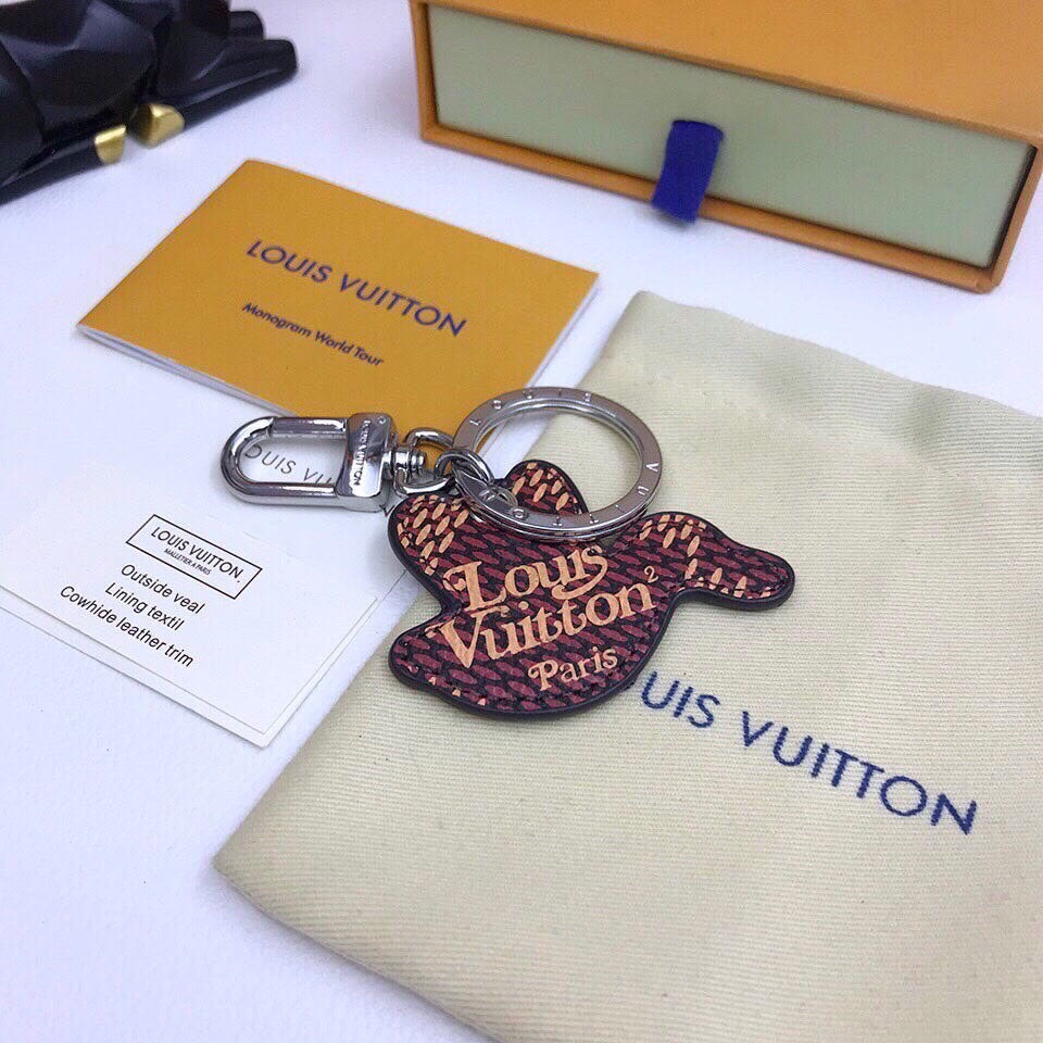 EN - Lux Keychains LUV 011