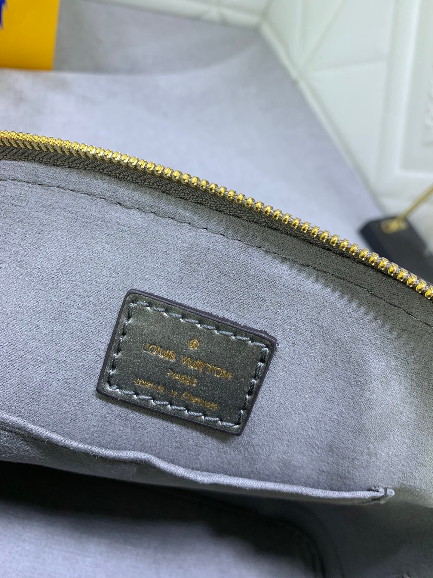 EN - Luxury Bags LUV 838