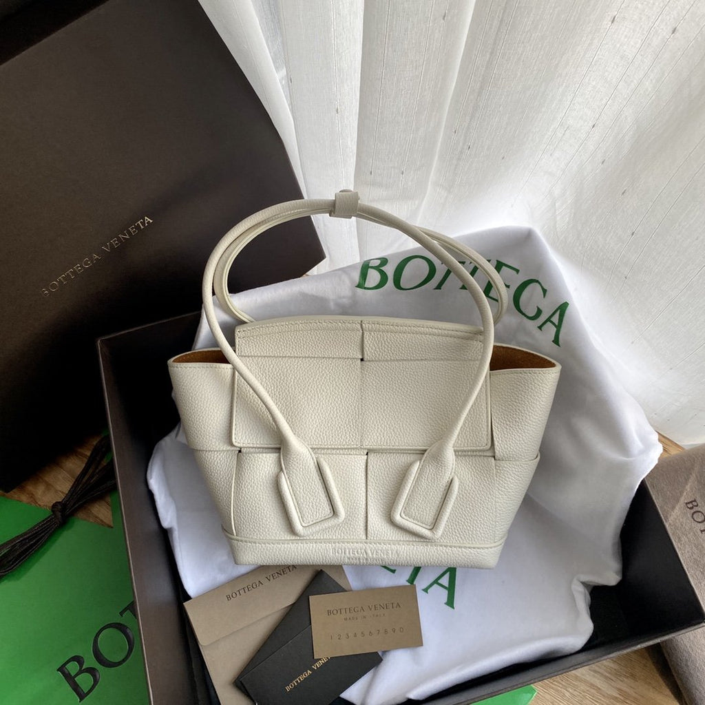 GLAMI Mini Arco White, For Women, WomenÃƒÂ¢Ã¢â€šÂ¬Ã¢â€žÂ¢s Bags 11.4in/29cm 600606VMAP19005