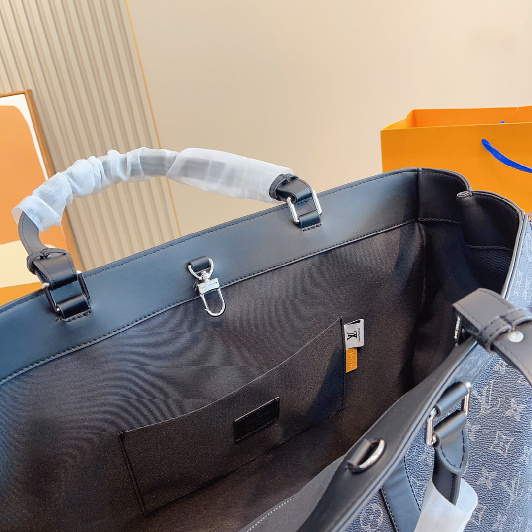 EN - Luxury Bags LUV 730