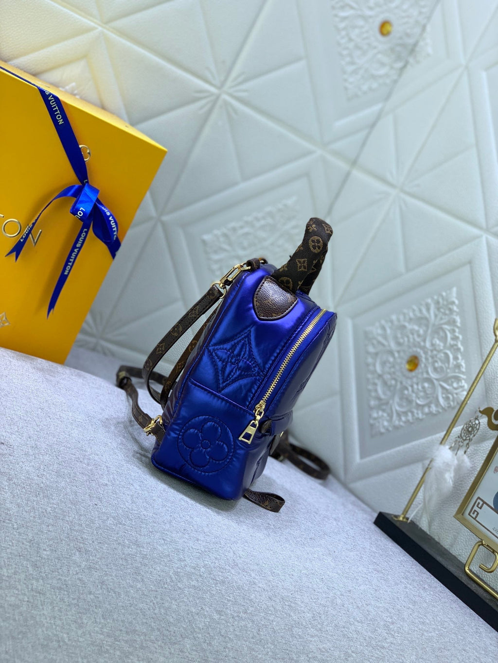EN - New Bag LUV 642