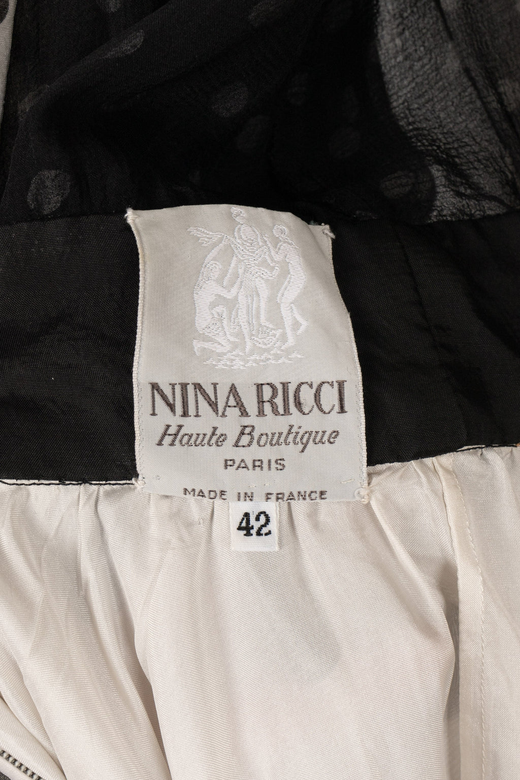 Robe Nina Ricci Haute Boutique