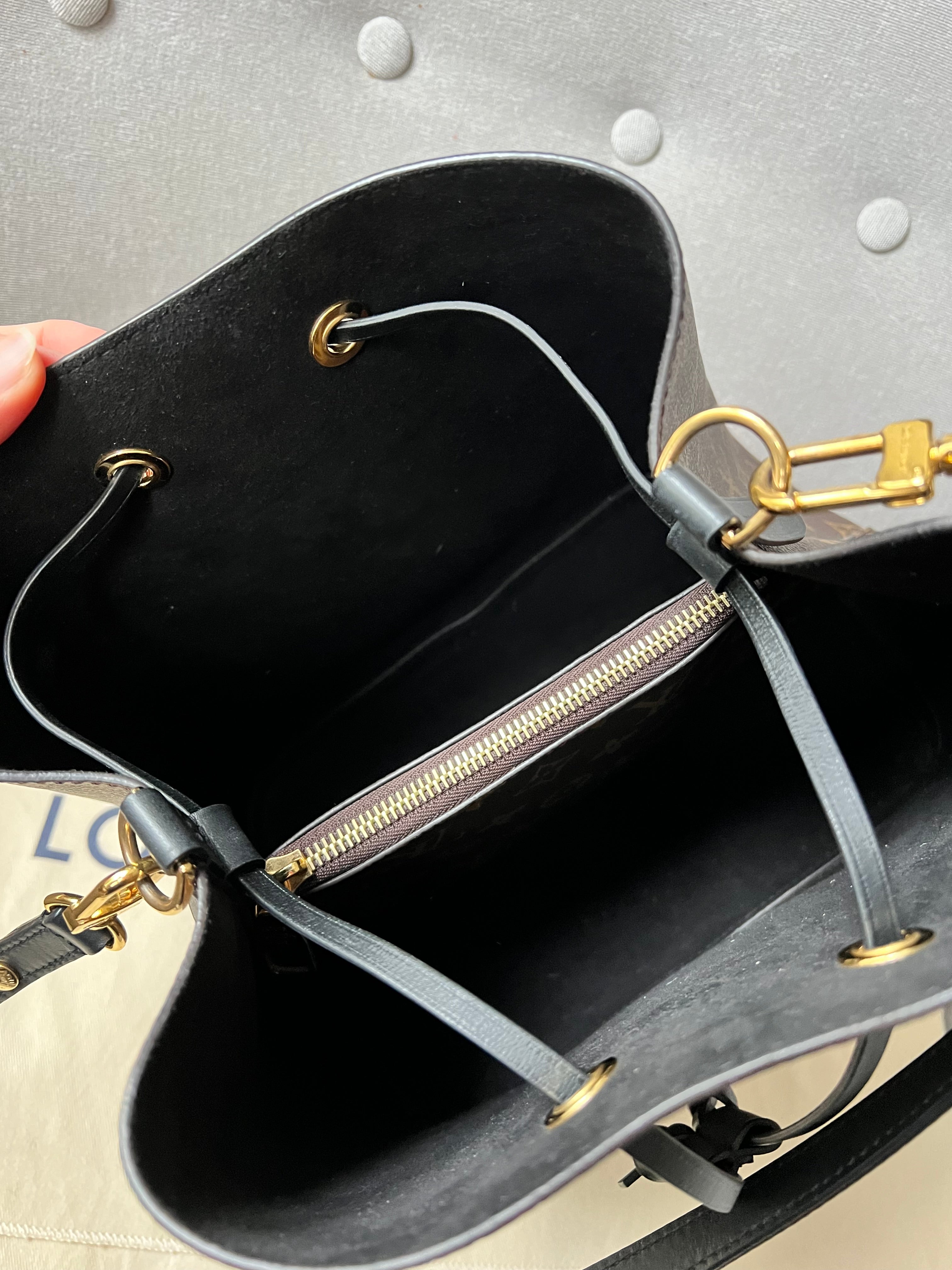 Louis Vuitton Neo Noe Monogram and Black (RRP £1,560)