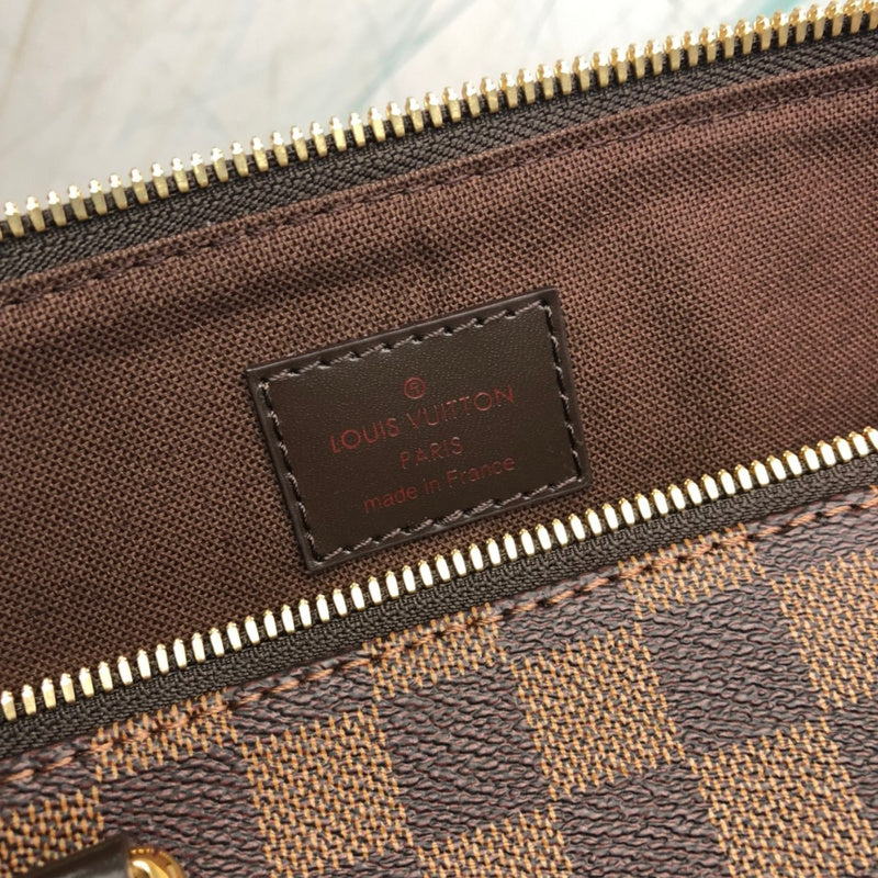 LOV2 Bags - Luxurious Bags  1673