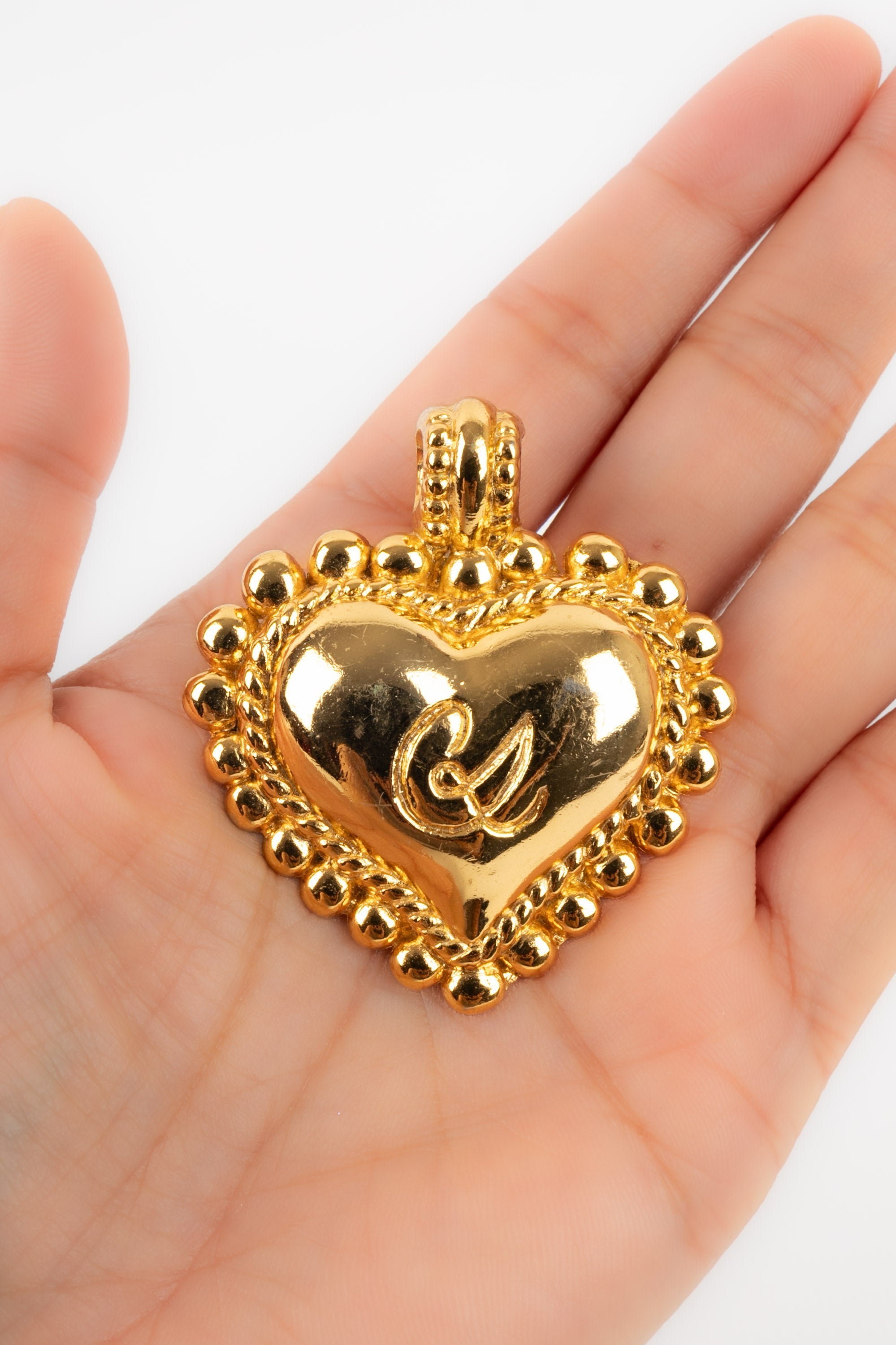 Broche pendentif coeur Christian Lacroix