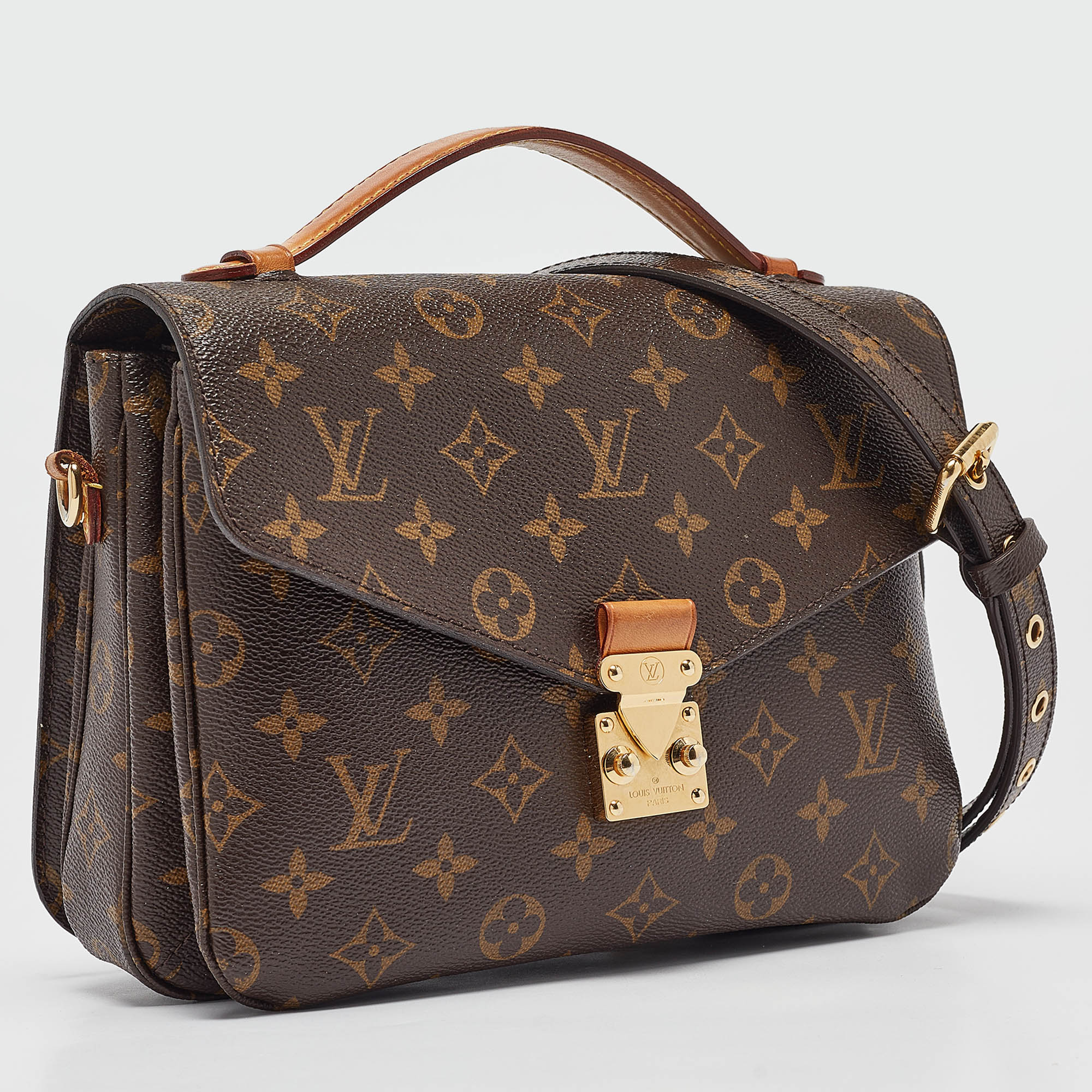 Louis Vuitton Monogram Canvas Pochette Metis Bag..