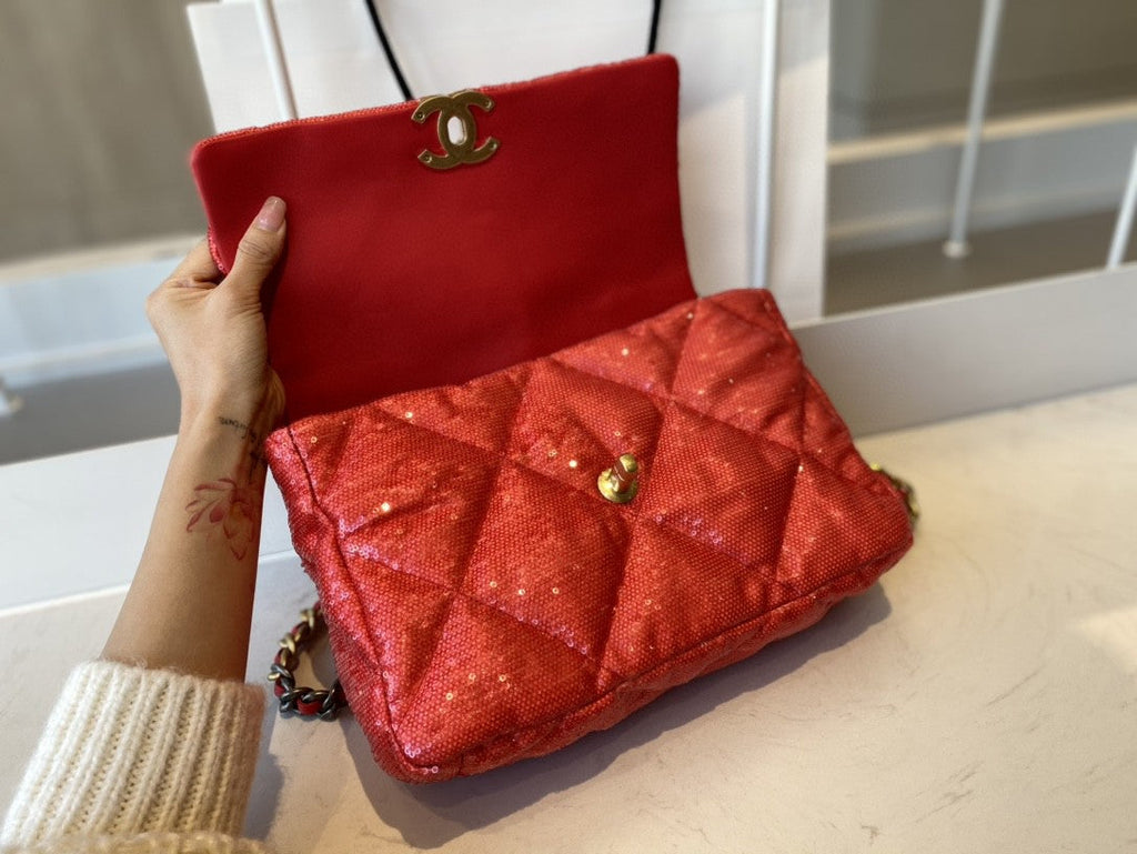 CHL 19 Flap Bag Gold Hardware Red For Women, Women’s Handbags, Shoulder Bags 10.2in/26cm AS1160 