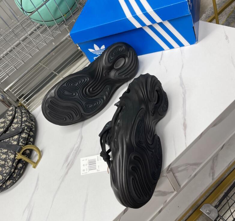 SAMC - YZO Sneakers - 075