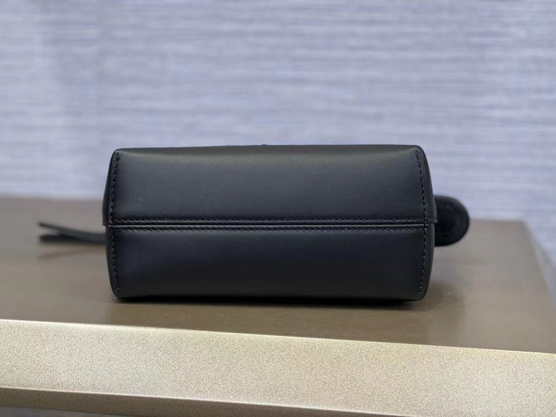 FDI Bags - Luxurious Bags  083