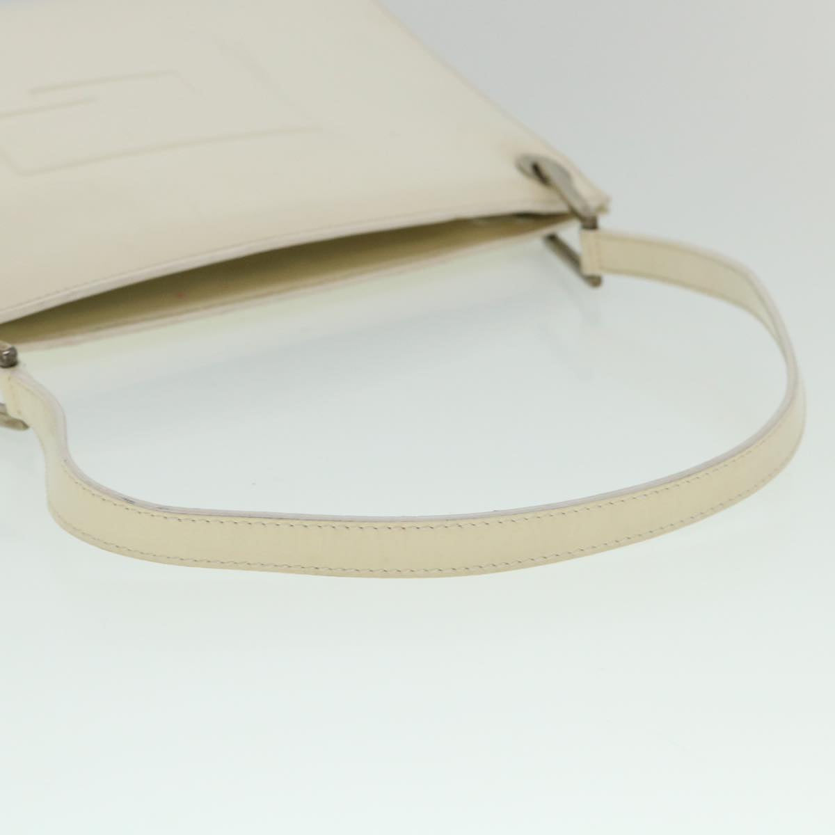 GUCCI Shoulder Bag Patent leather White 001 3034 55032