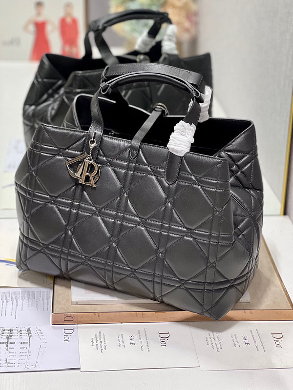 ELE - Dir Bags - 079