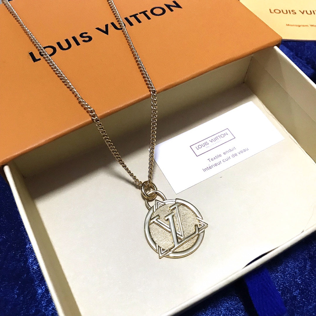 EN - Lux Necklace LUV026
