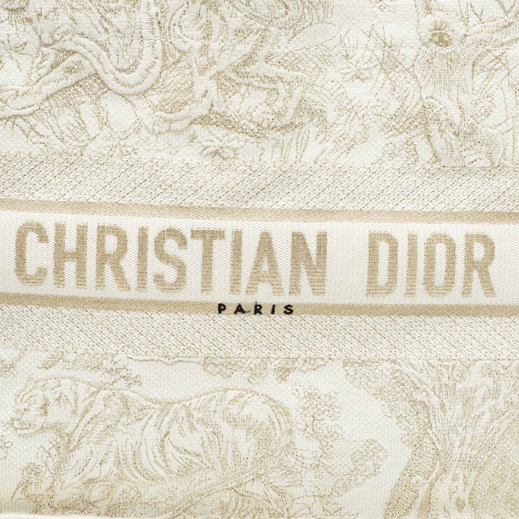 Dior /white Toile De Jouy Embroidered Canvas Medium Book Tote