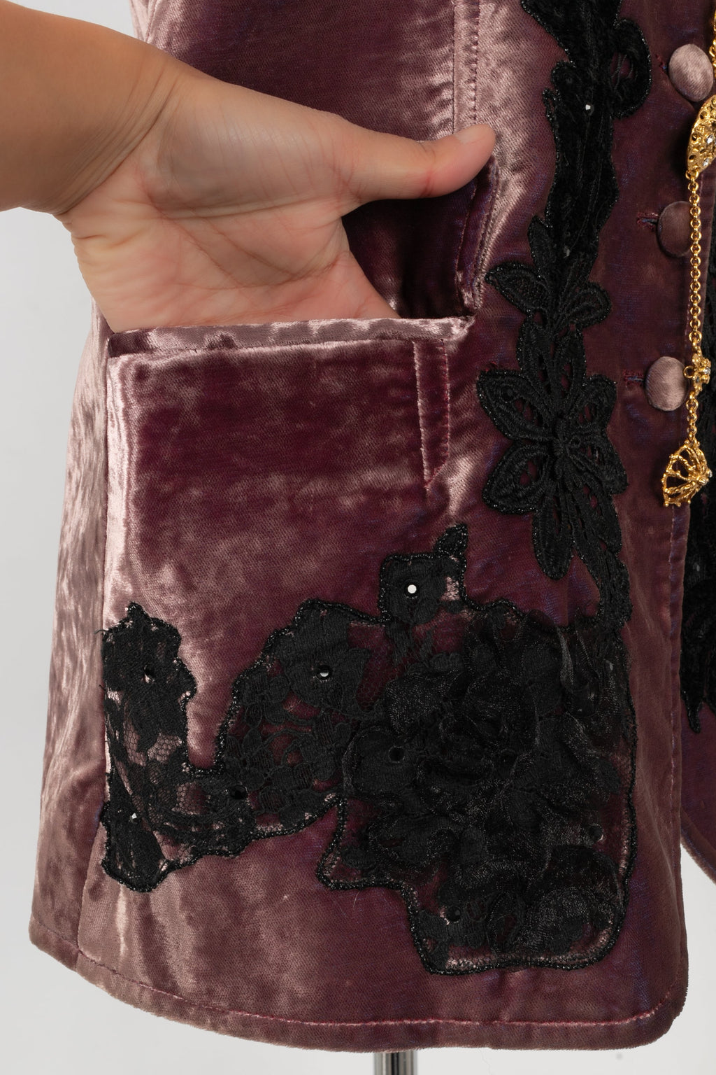 Haut Christian Lacroix