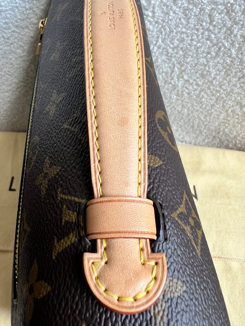 Louis Vuitton Pochette Metis Monogram (RRP £1,970)