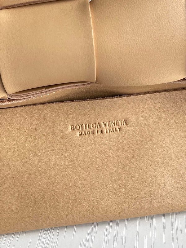 Glamy - BOV Bags - 726