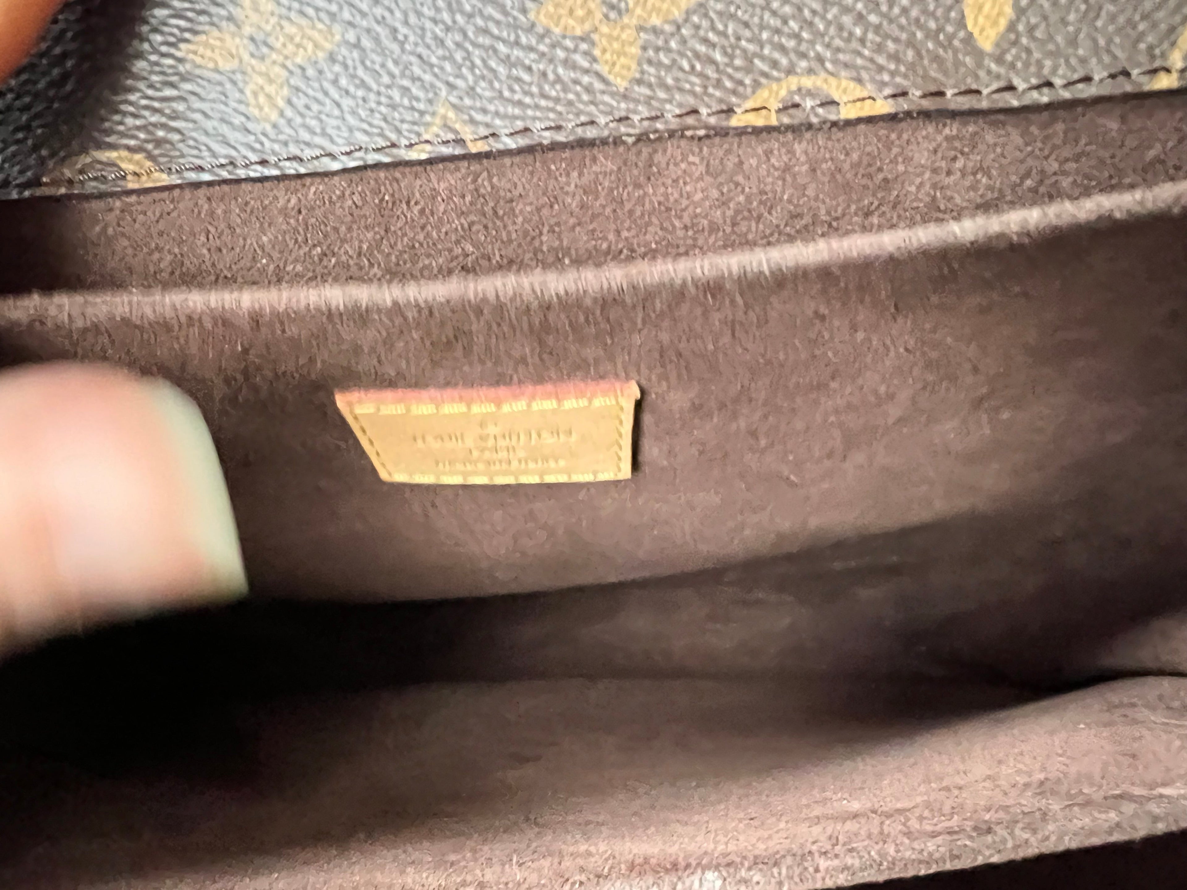 Louis Vuitton Pochette Metis Monogram (RRP £1,970)