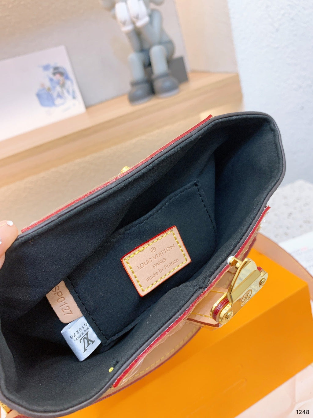 EN - New Lux Bags LUV 549