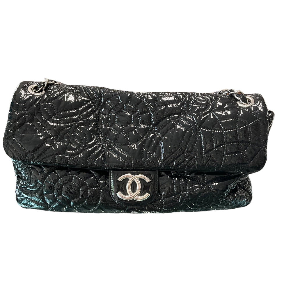 Chanel Quilted Patent Leather Hobo Shoulder Bag