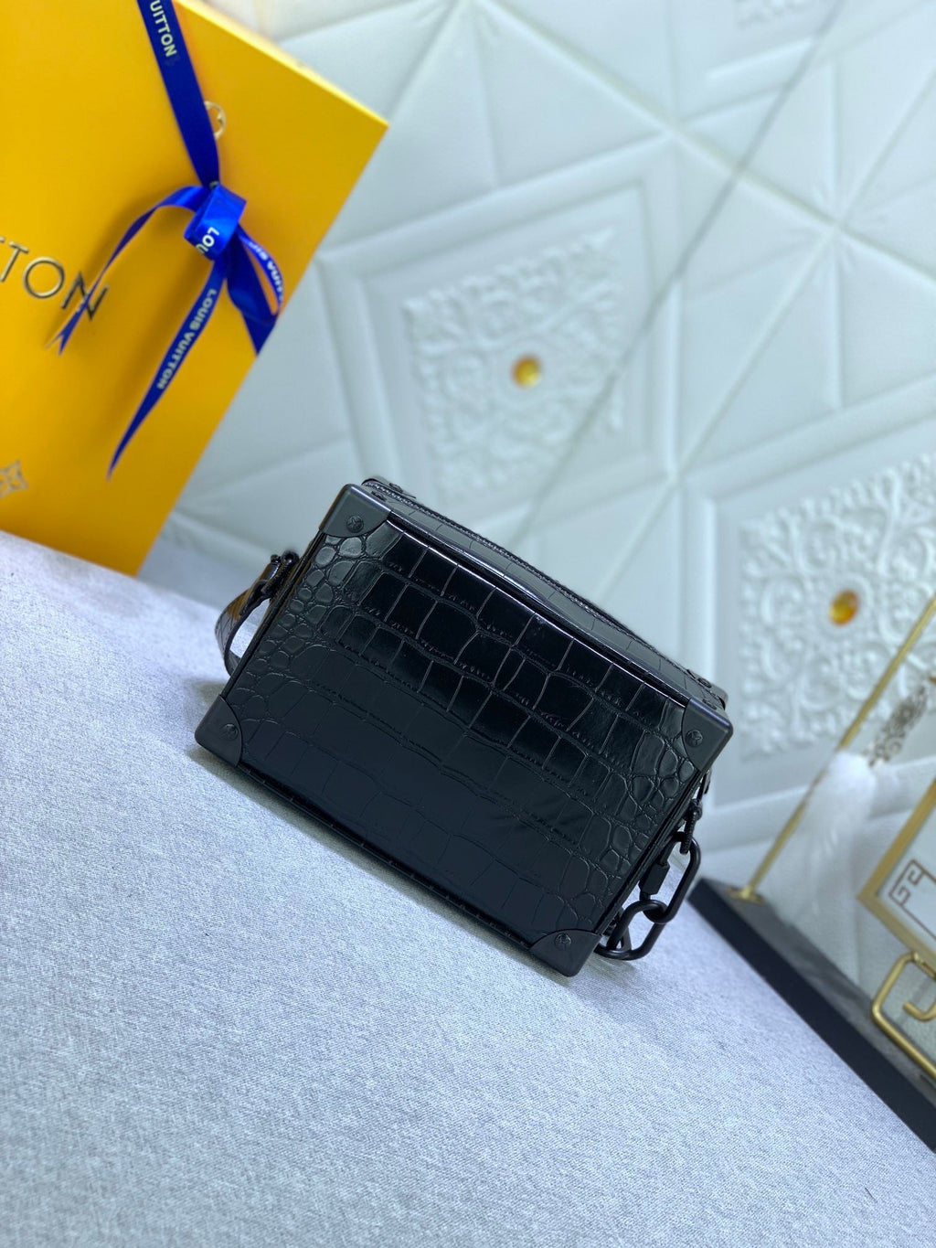 EN - New Arrival Bags LUV 660