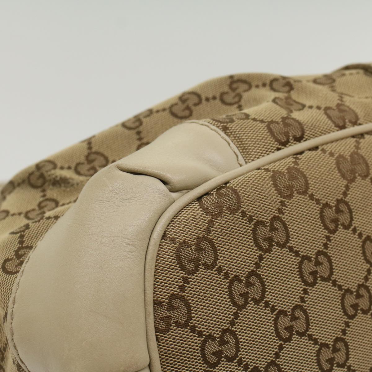 GUCCI GG Canvas Sukey Shoulder Bag Beige 247902 56055