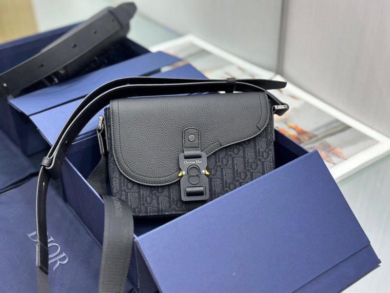 ELE - Dir Bags - 528