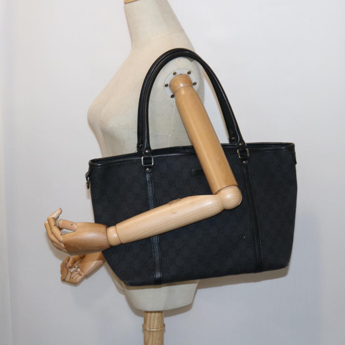 GUCCI GG Canvas Tote Bag Outlet Black 265695 56570