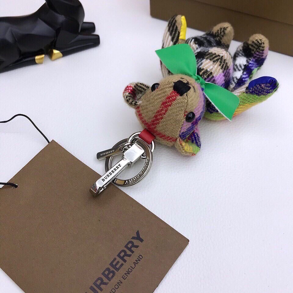 EN - Lux Keychains LUV 033