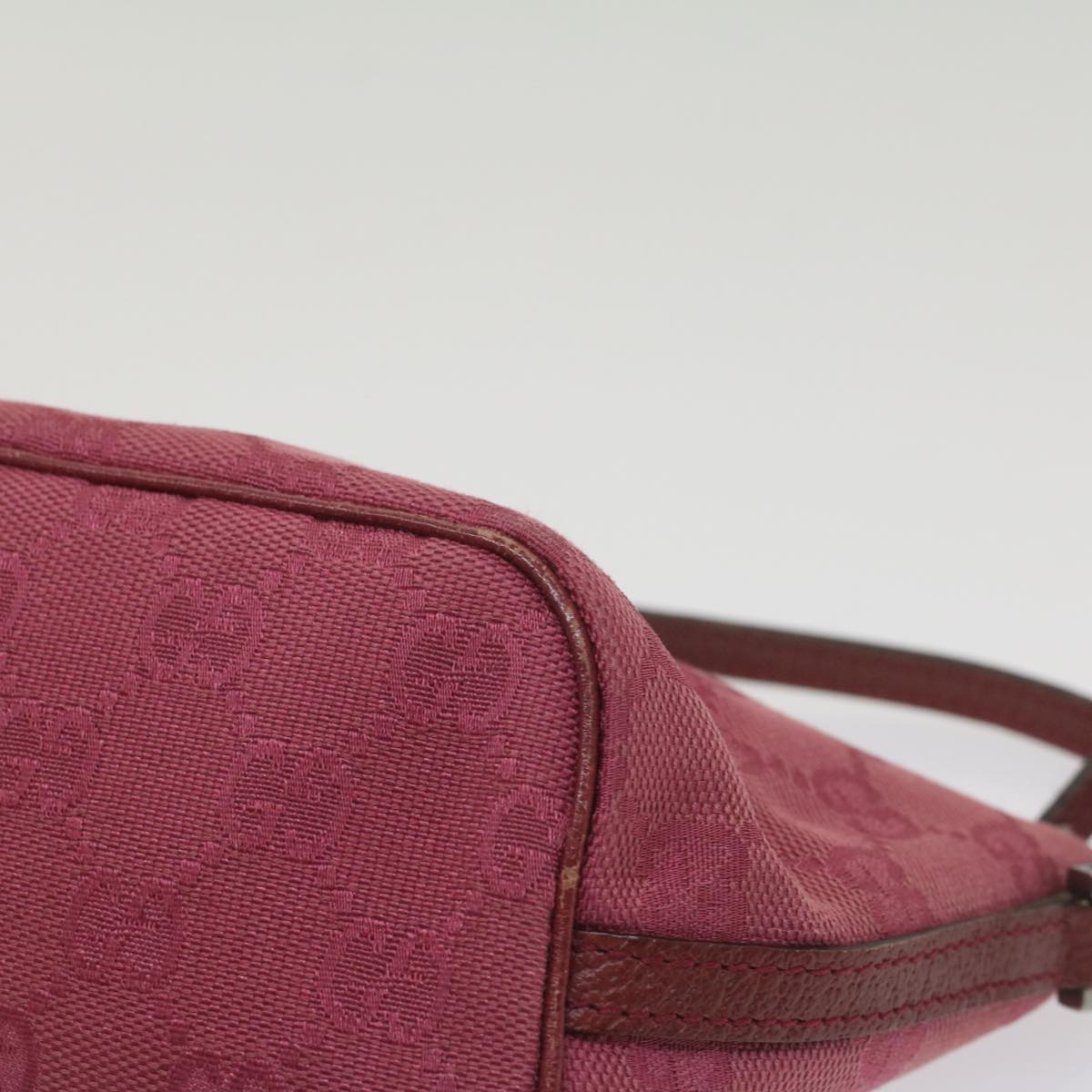 GUCCI GG Canvas Accessory Pouch Pink 07198 56681