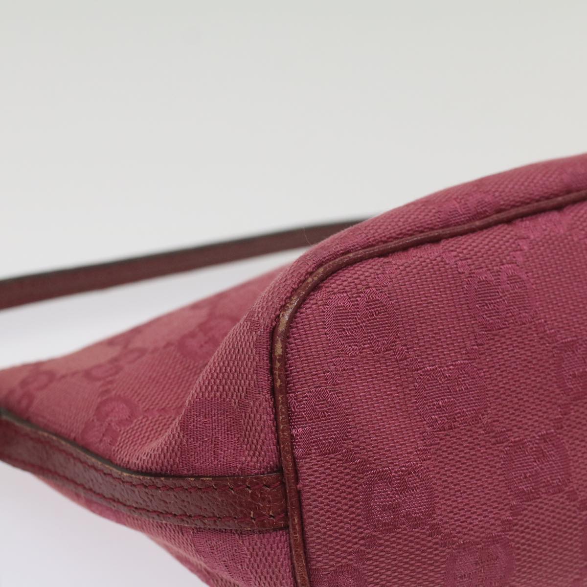 GUCCI GG Canvas Accessory Pouch Pink 07198 56681