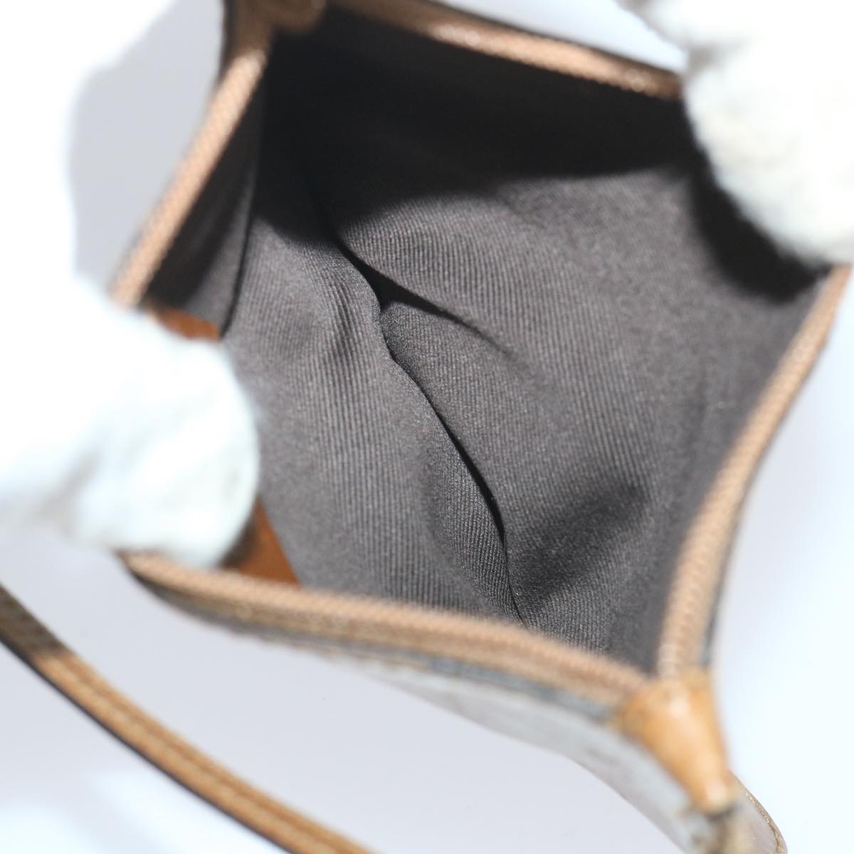 GUCCI GG Canvas Shoulder Bag Beige 101920 56682