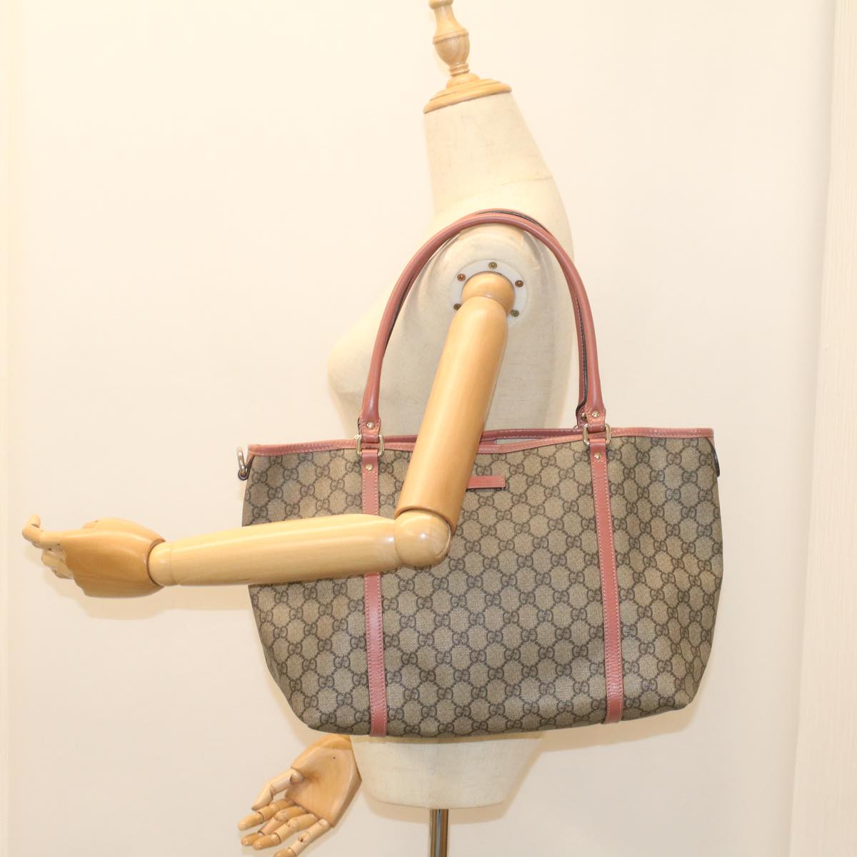 GUCCI GG Supreme Shoulder Bag PVC Leather Beige 197953 56694