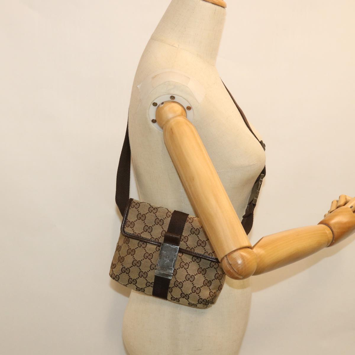 GUCCI GG Canvas Body Bag Beige 131236 56700