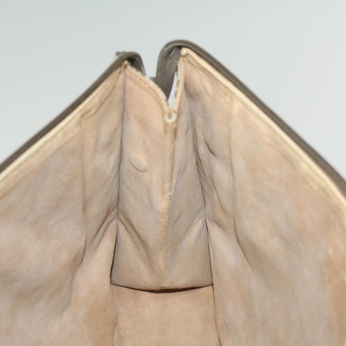 GUCCI GG Supreme Clutch Bag PVC Leather Beige 89 01 029 56777